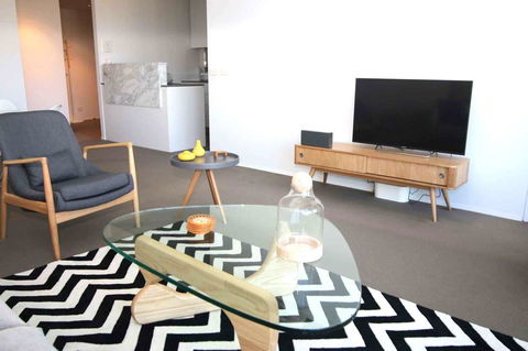 Realm Park 39 Barton ACT - Accommodation Main Beach 2