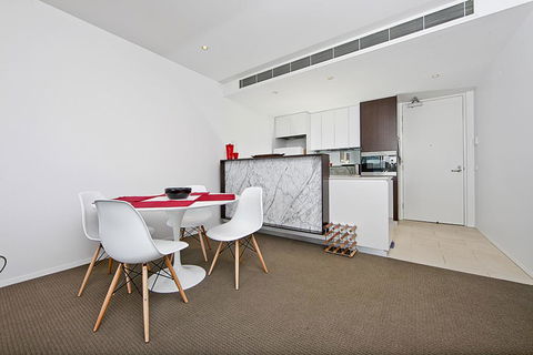 Realm Park 39 Barton ACT - Accommodation Main Beach 12