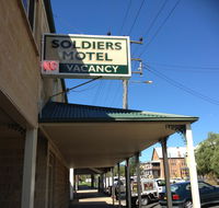 Soldiers Motel - Accommodation Main Beach