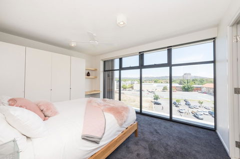 Dockside 4 Kingston ACT - Accommodation Main Beach 2