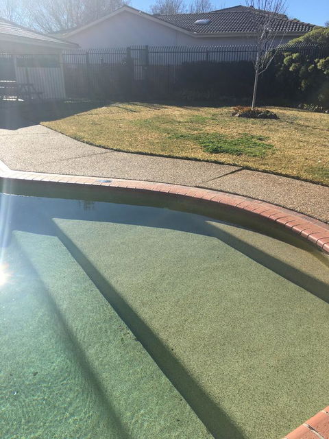 Finches Canberra - Accommodation Main Beach 35