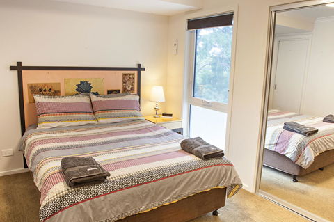 One Of A Kind Apartments - Accommodation Main Beach 6