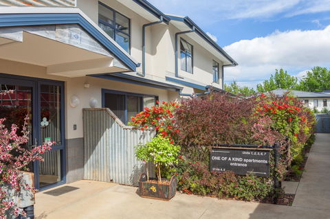 One Of A Kind Apartments - Accommodation Main Beach 36
