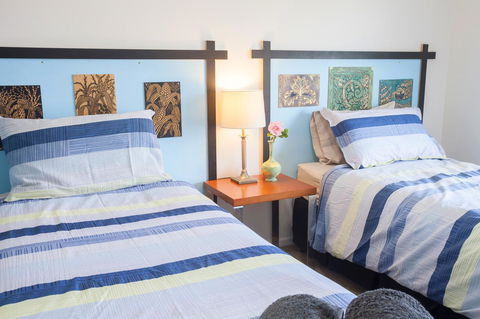 One Of A Kind Apartments - Accommodation Main Beach 28