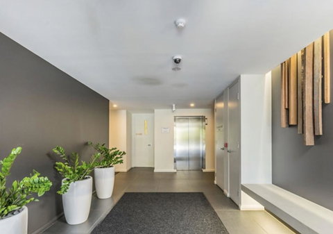 Modern Executive Apt@Barton*1BR*WiFi*Gym*Secure Parking*Canberra - Accommodation Main Beach 16