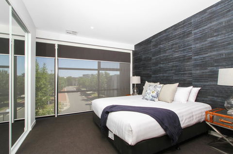 Accommodate Canberra - Parbery - Accommodation Main Beach 11