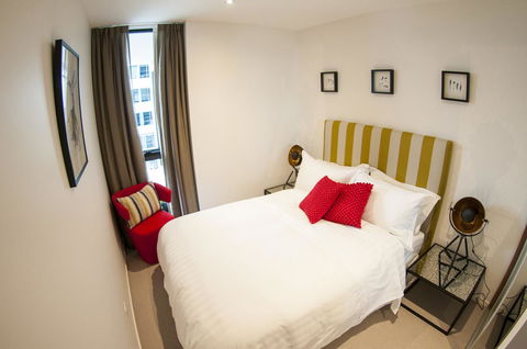 KUI - Manhattan Apartments - Accommodation Main Beach 14