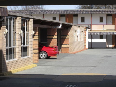 Canberra Lyneham Motor Inn - Accommodation Main Beach 4