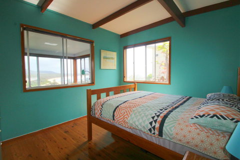 Bally High, 20 Dulconghi Street - Accommodation Main Beach 5