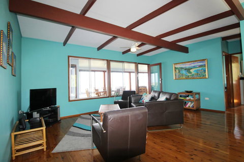 Bally High, 20 Dulconghi Street - Accommodation Main Beach 13