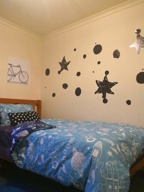 Space And Quiet Safe Room Canberra - Accommodation Main Beach 3