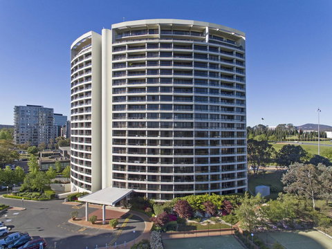 BreakFree Capital Tower Apartments - Accommodation Main Beach 8