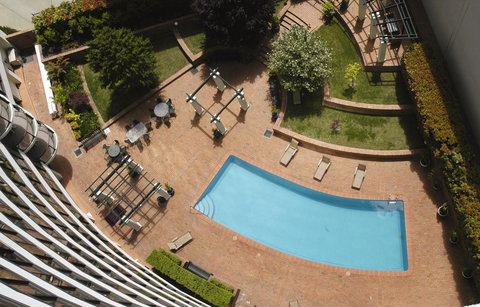 BreakFree Capital Tower Apartments - Accommodation Main Beach 12