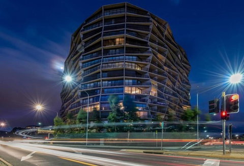 Canberra Luxury Apartment 3 - Accommodation Main Beach 11