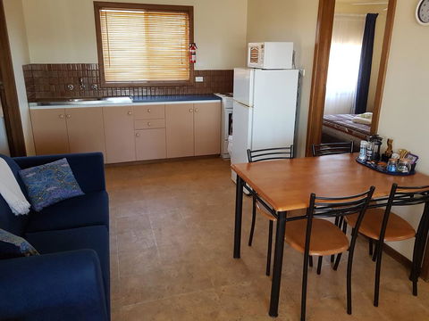 Windana Cottages - Accommodation Main Beach 5