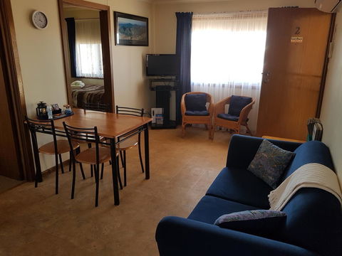 Windana Cottages - Accommodation Main Beach 3
