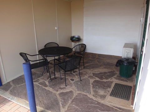 Windana Cottages - Accommodation Main Beach 13