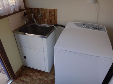 Windana Cottages - Accommodation Main Beach 11