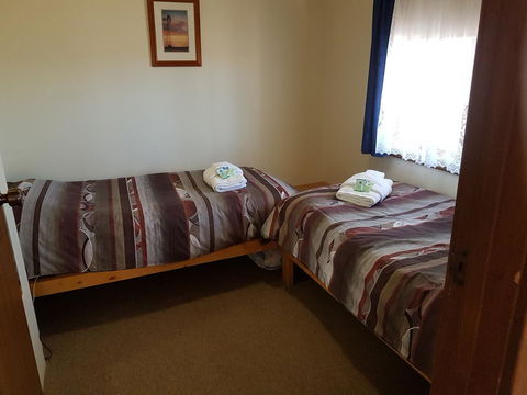 Windana Cottages - Accommodation Main Beach 7