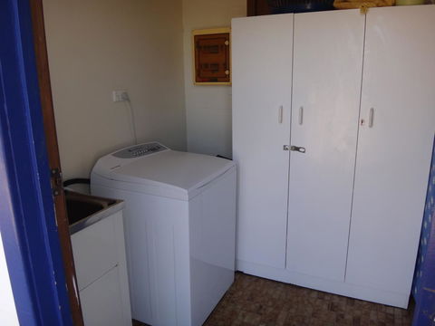 Windana Cottages - Accommodation Main Beach 12