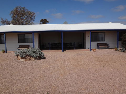 Windana Cottages - Accommodation Main Beach 15
