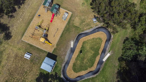 Victor Harbor Holiday Park - Accommodation Main Beach 6