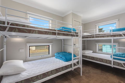 Victor Harbor Holiday Park - Accommodation Main Beach 32