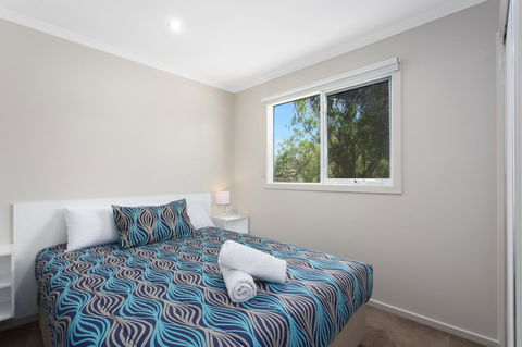 Victor Harbor Holiday Park - Accommodation Main Beach 34