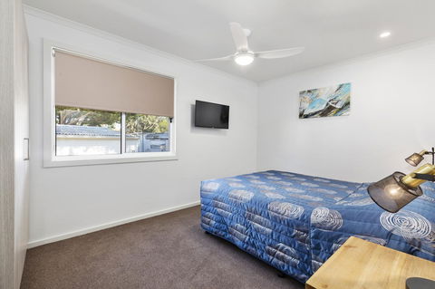 Victor Harbor Holiday Park - Accommodation Main Beach 15