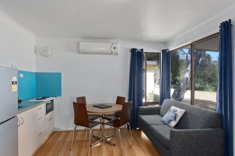 Victor Harbor Holiday Park - Accommodation Main Beach 40