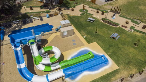 Victor Harbor Holiday Park - Accommodation Main Beach 11