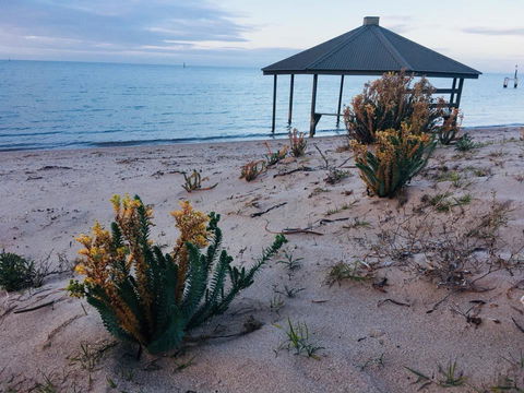 Crystal Blue Apartment - Accommodation Main Beach 24