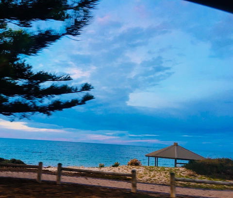 Crystal Blue Apartment - Accommodation Main Beach 27
