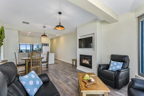 Bonnies Of Beachport - Accommodation Main Beach 2