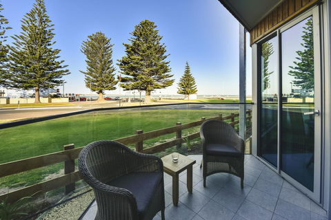 Bonnies Of Beachport - Accommodation Main Beach 32