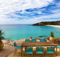 Life-time Private Retreats - Accommodation Main Beach