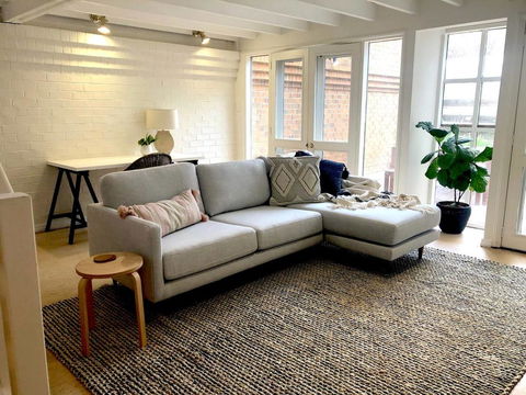 The Loft - Beautiful Central Barossa Apartment - Accommodation Main Beach 0