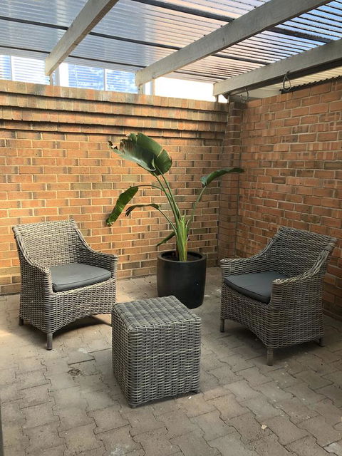 The Loft - Beautiful Central Barossa Apartment - Accommodation Main Beach 13