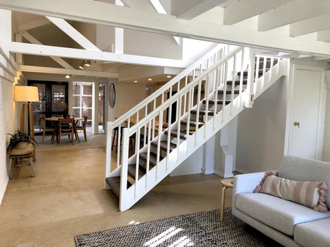 The Loft - Beautiful Central Barossa Apartment - Accommodation Main Beach 2