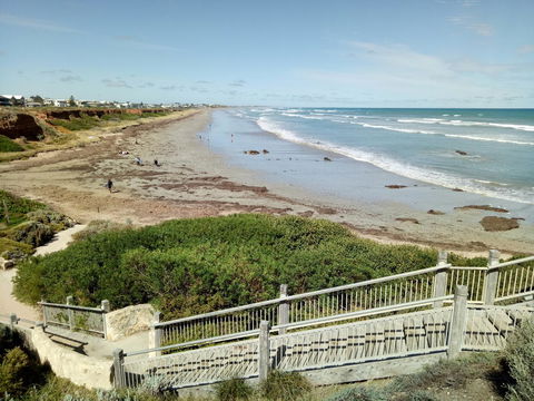 Driftwood On Dover - Accommodation Main Beach 0