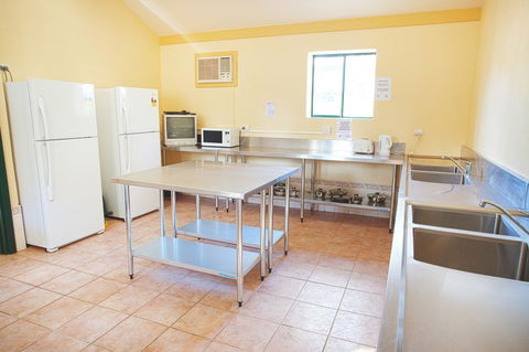 Discovery Parks - Clare - Accommodation Main Beach 43