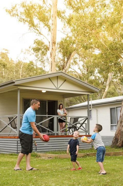 Discovery Parks - Clare - Accommodation Main Beach 24