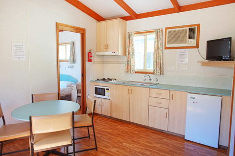 Discovery Parks - Clare - Accommodation Main Beach 1