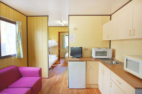 Discovery Parks - Clare - Accommodation Main Beach 25
