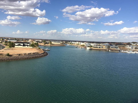 Wallaroo Marina Waterfront Luxe Apartment - Accommodation Main Beach 22