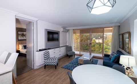 Pacific Bay Resort - Accommodation Main Beach 29