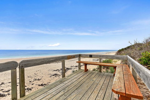 'The Hidden Diamond' - Normanville - Accommodation Main Beach 1
