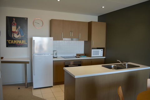 Wallaroo Marina Luxury Apartment - Accommodation Main Beach 12