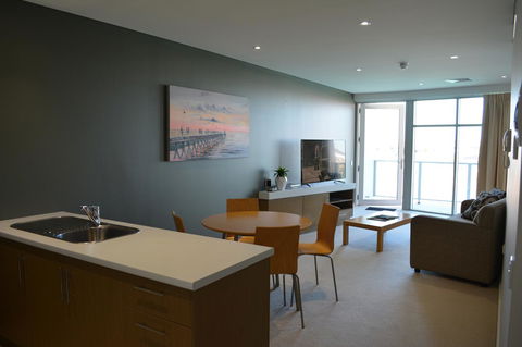 Wallaroo Marina Luxury Apartment - Accommodation Main Beach 13