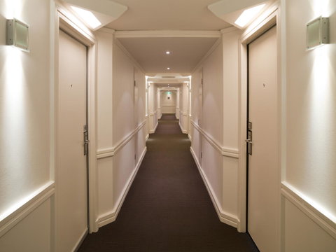 Hotel Grand Chancellor Adelaide - Accommodation Main Beach 32